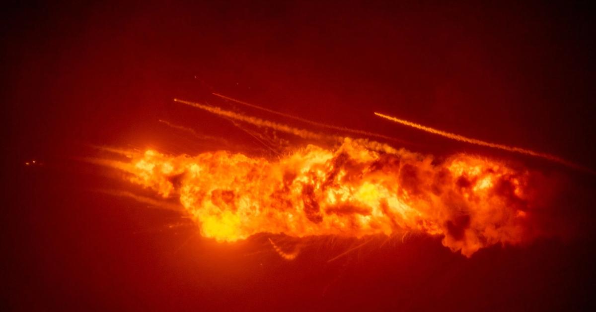 Chinese Long March rocket explodes 90 seconds after liftoff