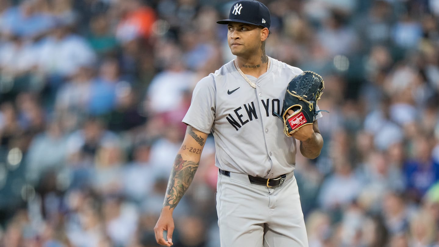 Predicting 2 Yankees who'll be left off ALDS roster vs. Blue Jays in final shuffle