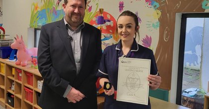 'Inspirational' Hampshire nurse awarded prestigious Queen's Nurse title
