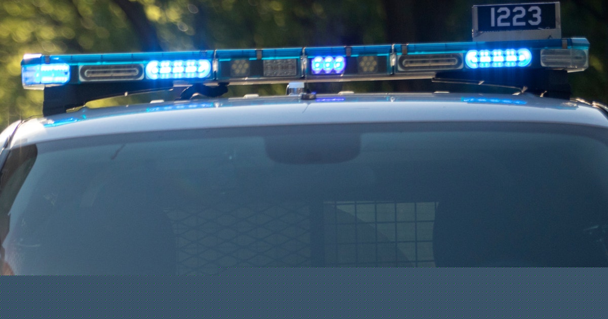 Homer Glen shelter-in-place order issued due to barricaded subject