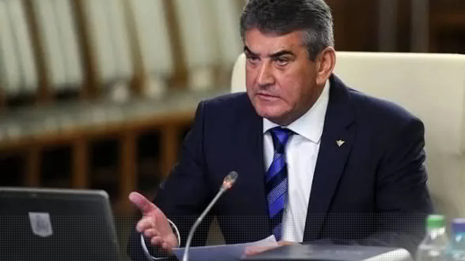 Gabriel Oprea cere un obiectiv strategic pentru România după avertismentele agențiilor de rating: Fără sacrificarea populației, Armatei și Poliției