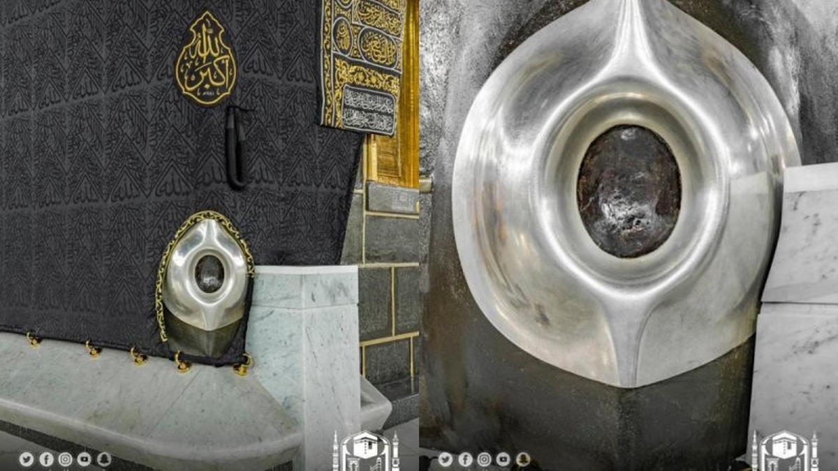 Bacaan Doa Mencium Hajar Aswad Lengkap: Arab, Latin, dan Terjemah
