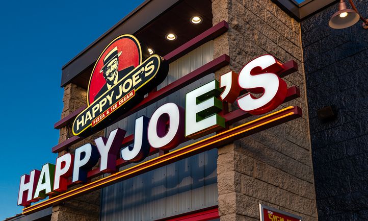 Happy Joe’s Reflects on a Milestone Year of Growth, Recognition and Community Impact