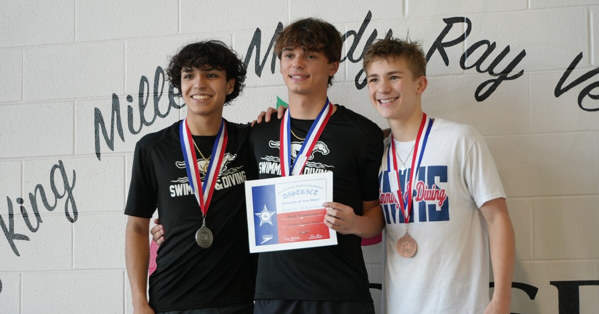 Westbrook breaks 52-year-old King H.S. diving record, defends UIL District 29-5A championship