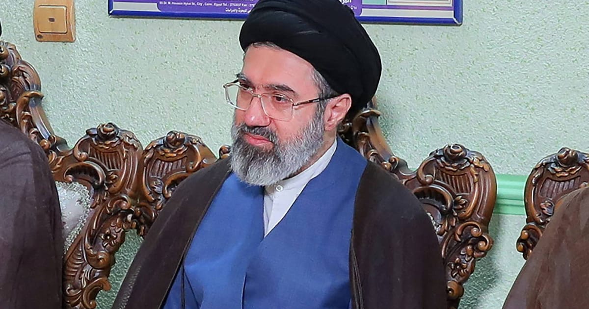 Iranian president holds rare meeting with supreme leader