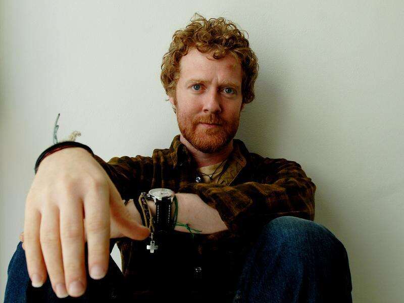 Oscar-winning musician Glen Hansard killed in crash