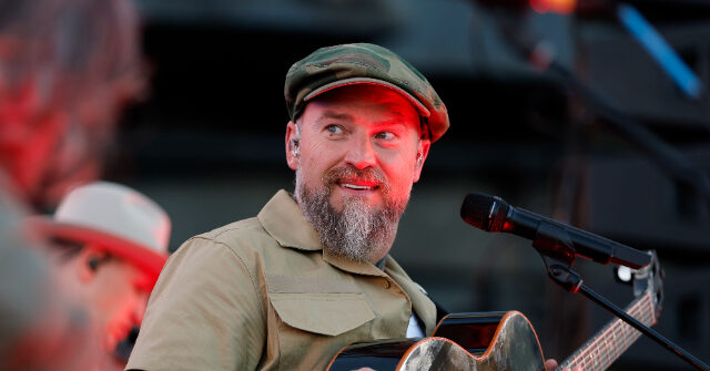 Zac Brown Band Gives Away Free Cruise Tickets to More than 37,000 Fans