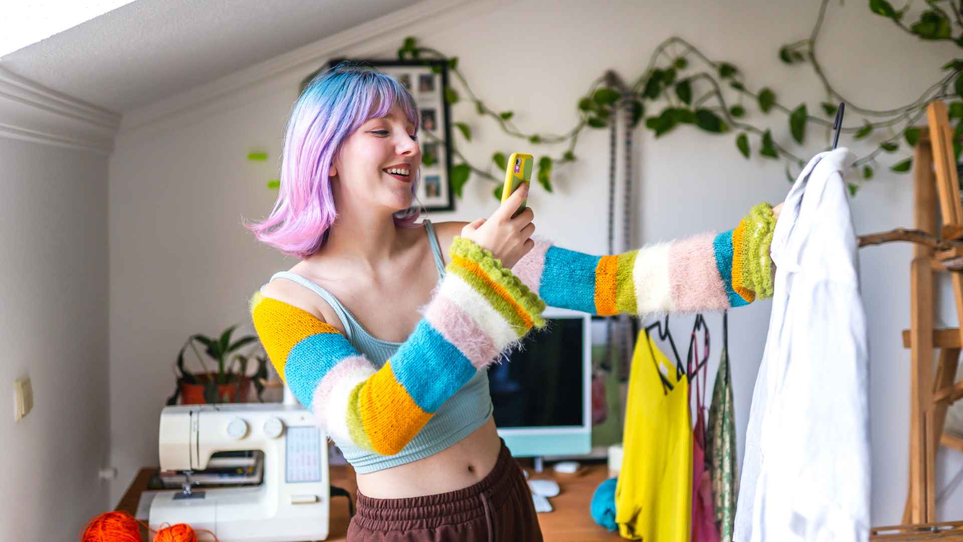 Your Complete Guide on How To Sell on Facebook Marketplace To Make Extra Money