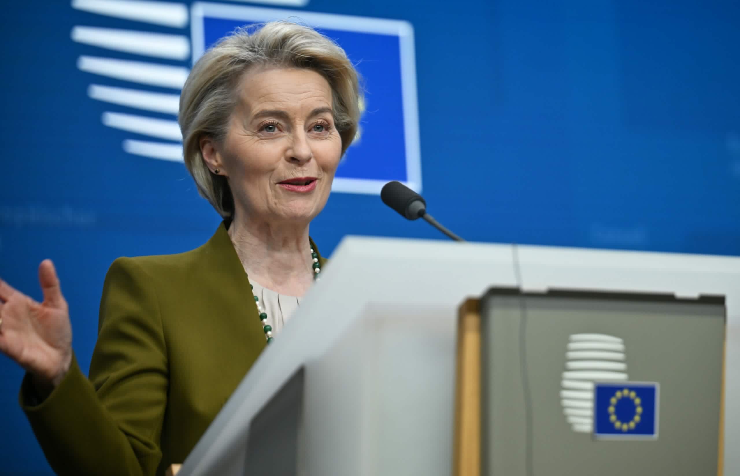 EU agrees 21st sanctions package against Russia
