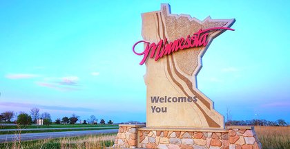 Minnesota Grocery Industry Faces Expansion, Closures, Federal Funding Uncertainty