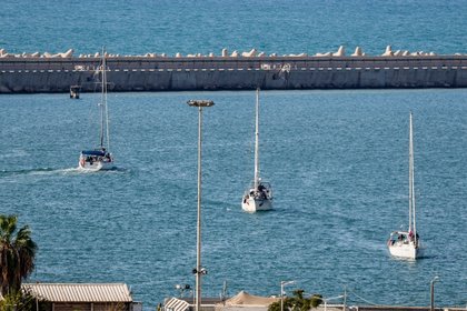 Israel intercepta última embarcação da flotilha que levava ajuda humanitária a Gaza