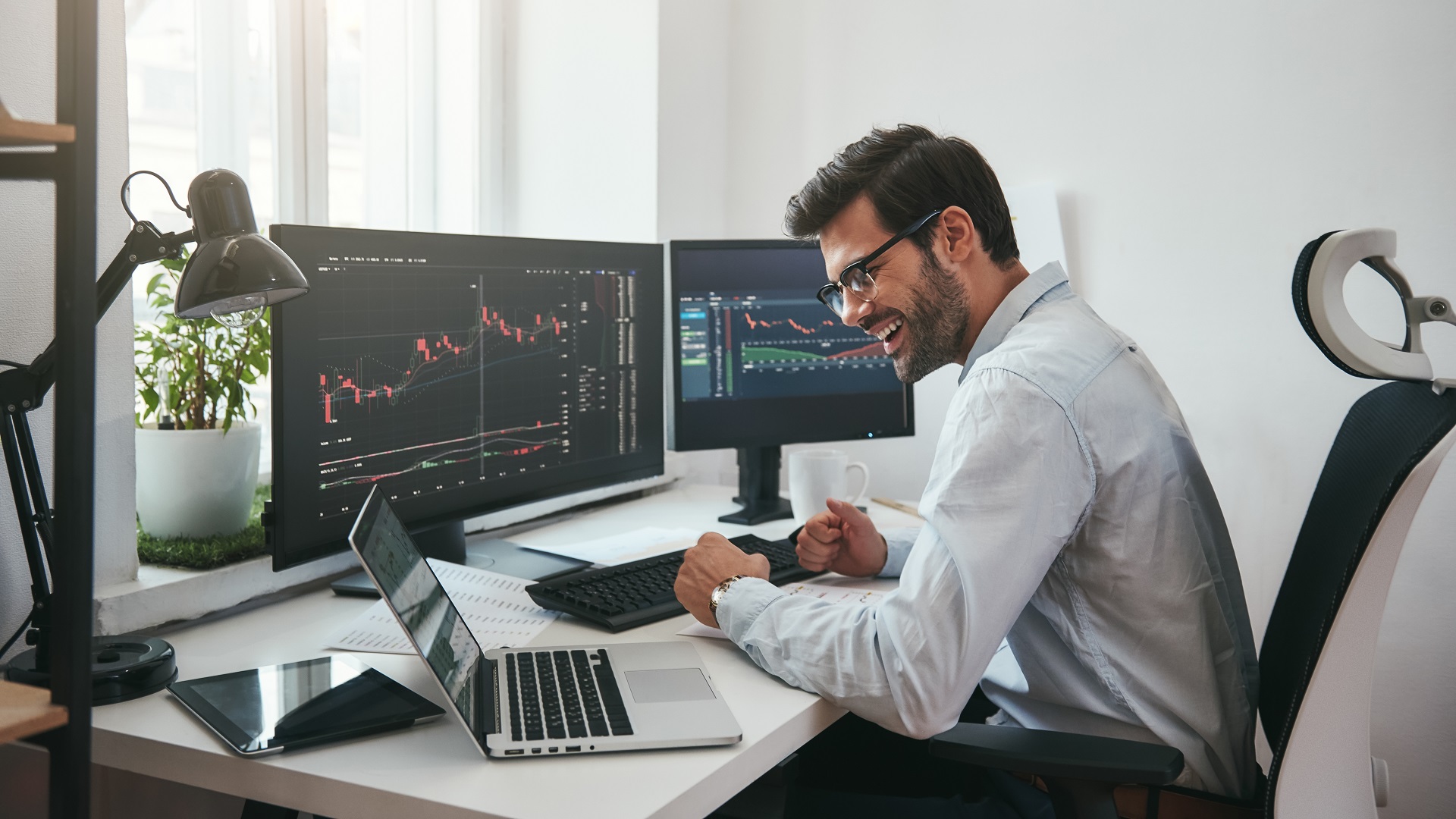 Best Long-Term Stocks To Watch or Invest In Right Now