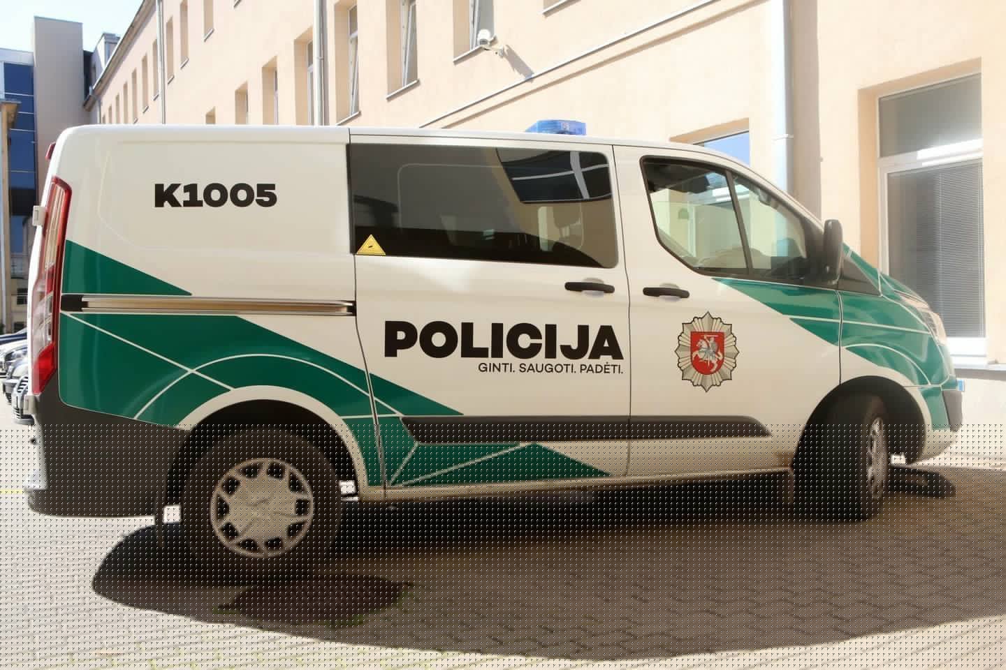 Sostinėje apiplėšti vyras ir moteris