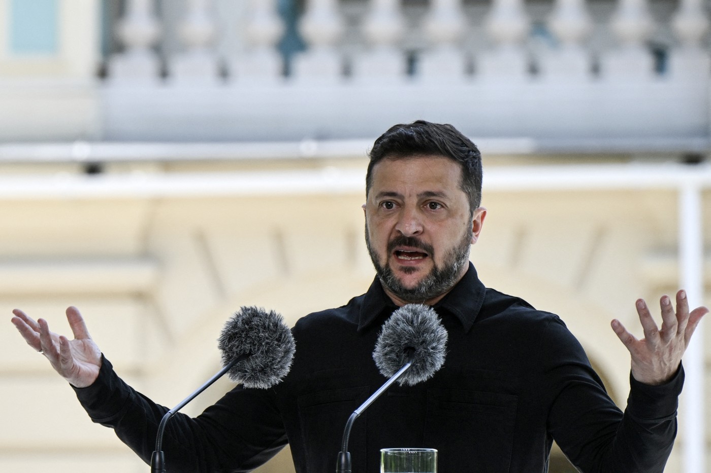 Volodimir Zelenski avertizează că 50.000 de militari nord-coreeni vor fi dislocaţi în Rusia