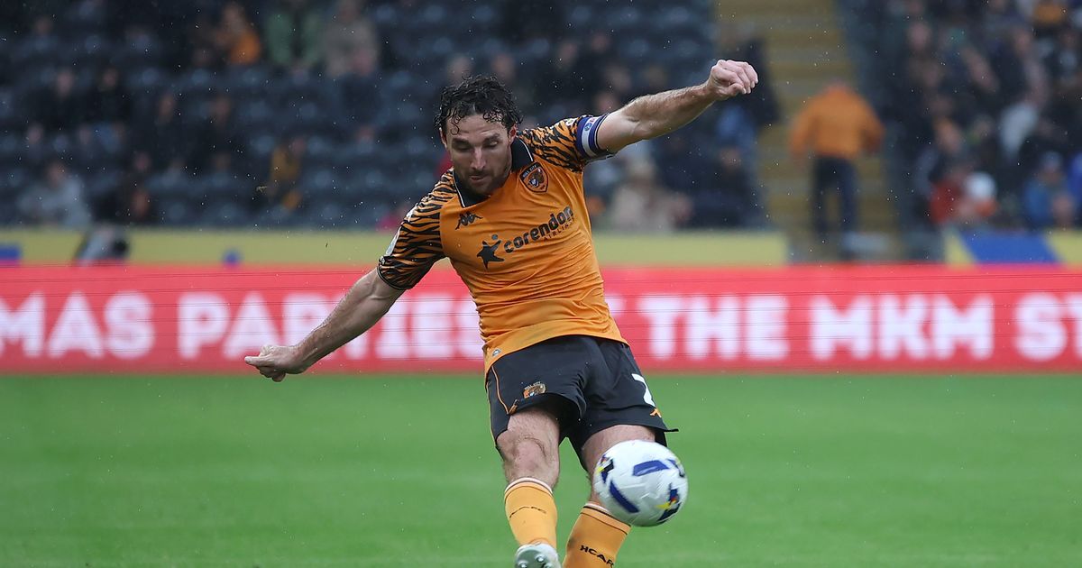 Hull City skipper Lewie Coyle opens up on 'annoying' spell as he pays special tribute