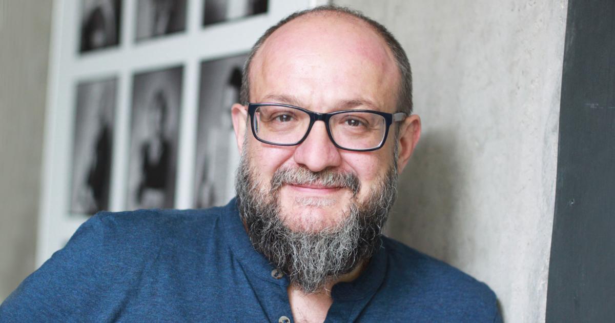 Jak to vidí…: Analytik Josef Šlerka: Zánik tištěných médií? Jejich role bude do budoucna statusová (audio)