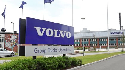 Volvo Group reports lower Q4 and 2025 earnings