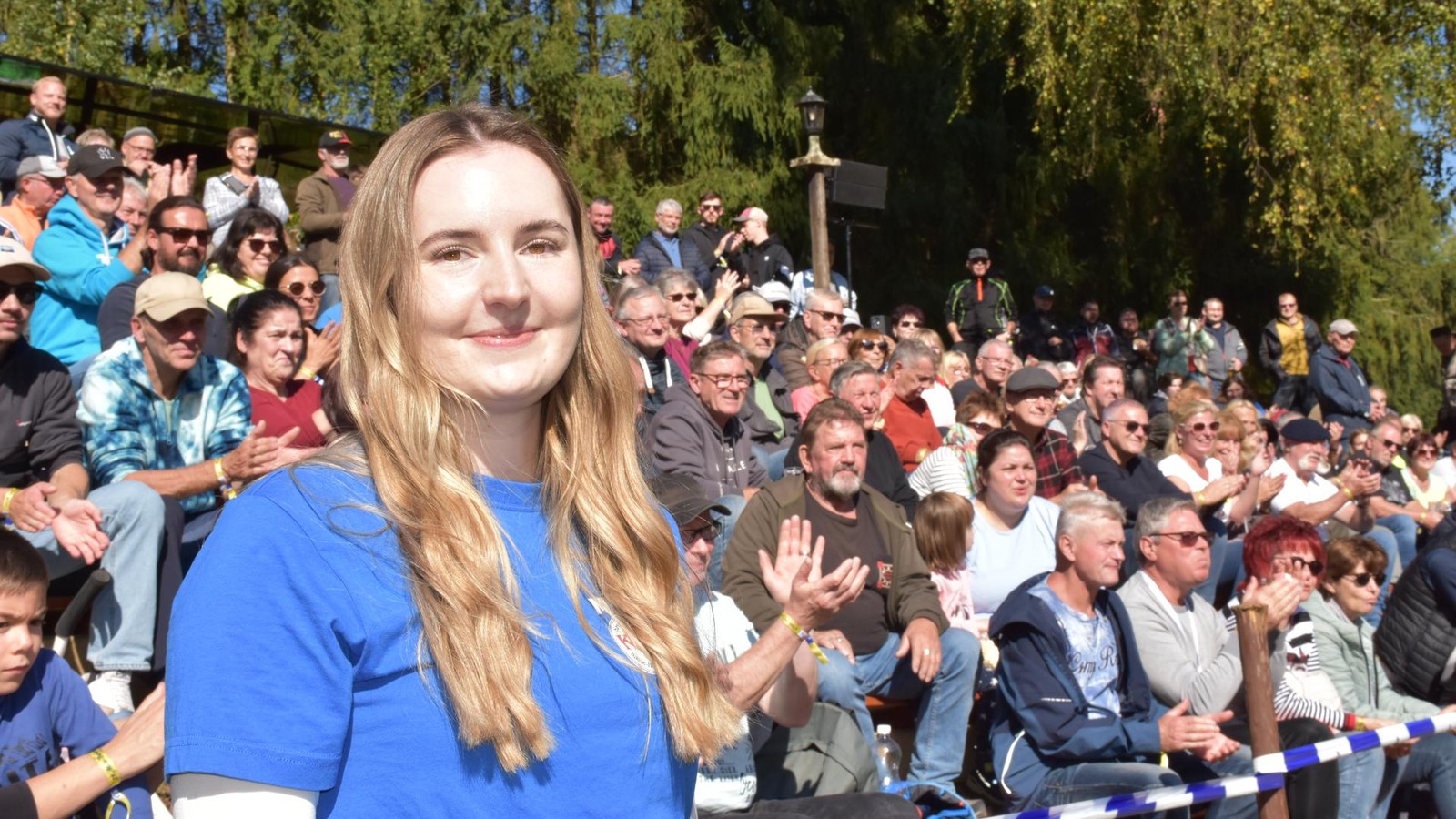 Ehrenamtlerin beim Eisenberger Milo-Barus-Cup: „Das hier ist Gänsehaut pur!“