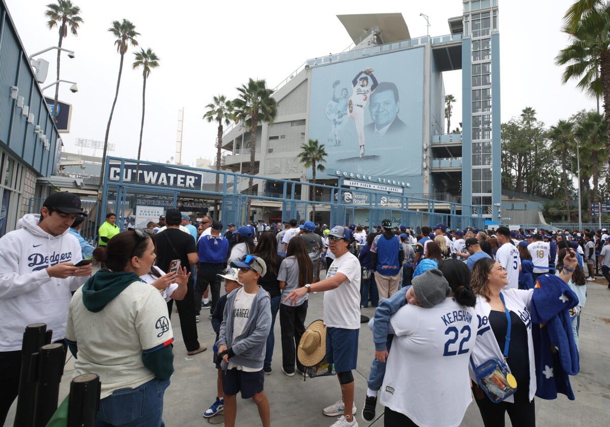 Dodgers 2026 Love L.A. Community Tour: San Bernardino P.D. Lunch With Steve Yeager