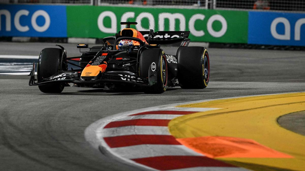 Verstappen primo nelle Libere 3, ma la McLaren è vicina. Male le Ferrari: Hamilton 8° a Singapore