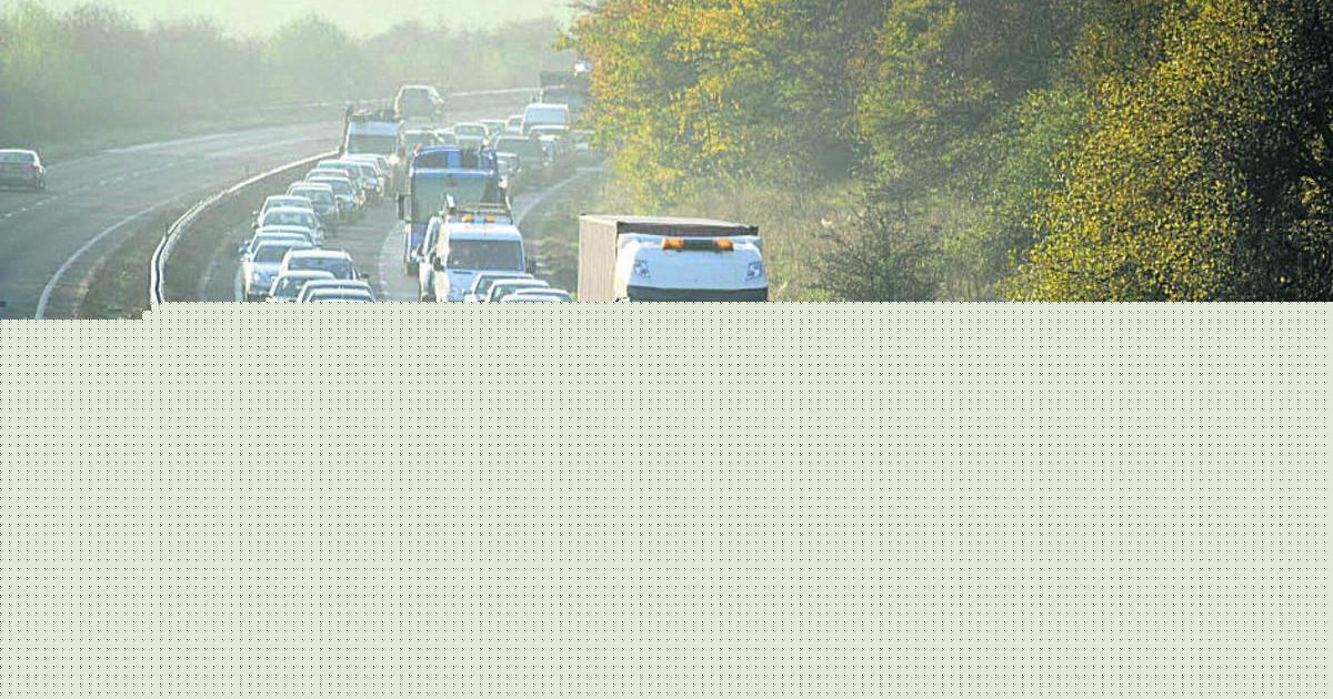 Crash on M40 causes major traffic queues and lane closures