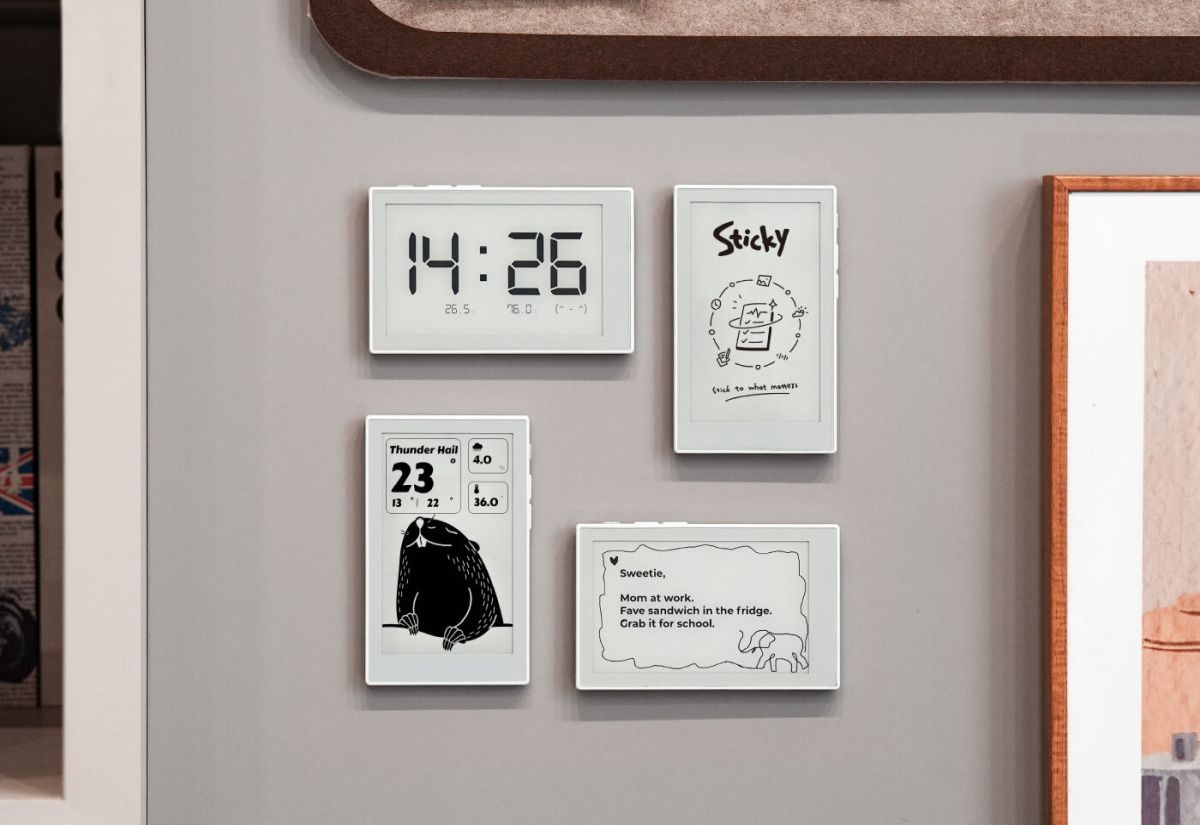 Comment on reTerminal Sticky is a $50 E Ink gadget with flashable firmware that can be a refrigerator sign or a pocket-sized eReader by user