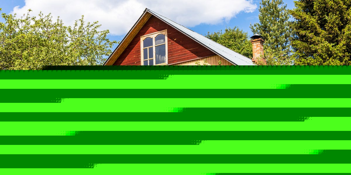 6 Curb Appeal Mistakes That Can Tank Your Home’s Resale Value, According to Experts
