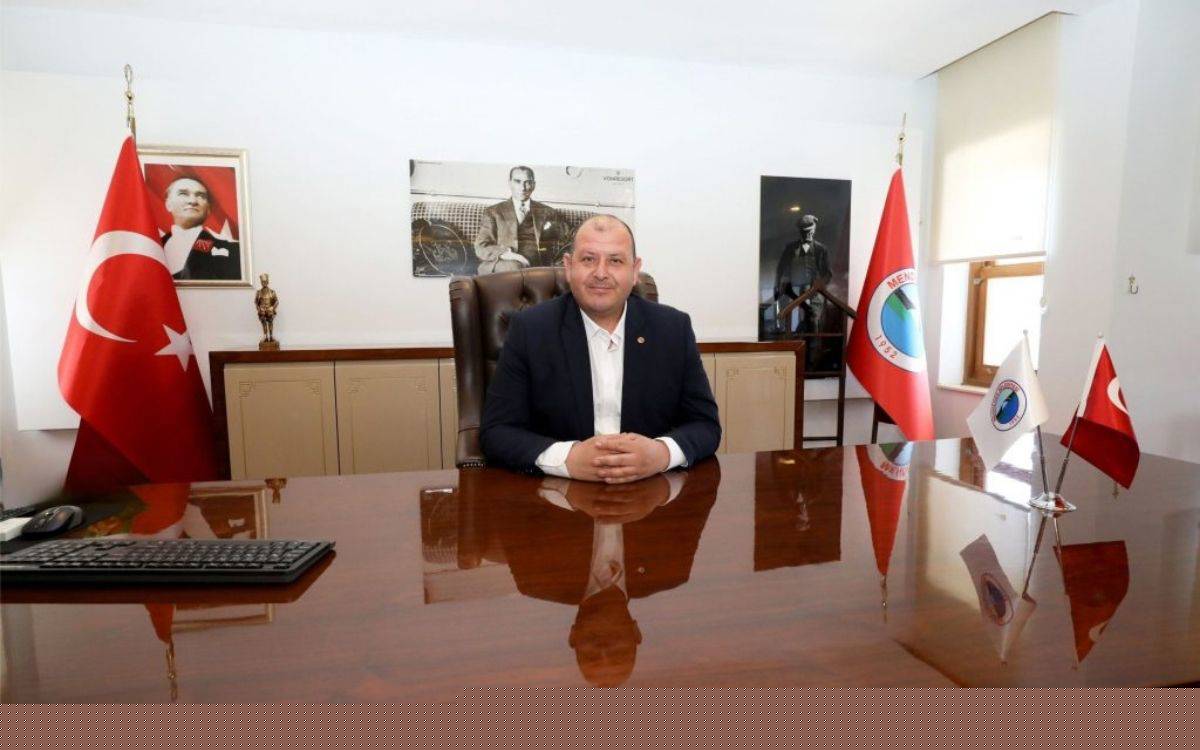 Menderes Belediyesi'ne operasyon: Belediye Başkanı İlkay Çiçek dahil 21 gözaltı