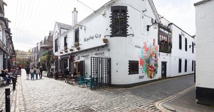 Iconic Glasgow restaurant with Alasdair Gray artworks could soon be given listed status