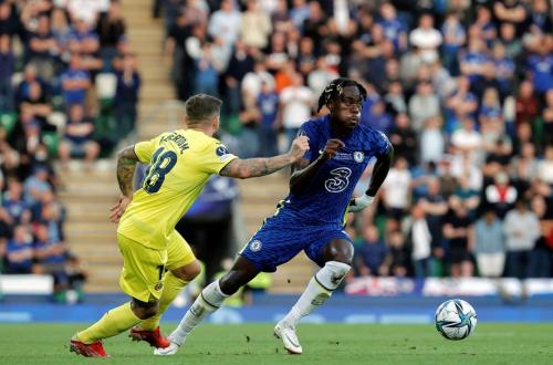 Como Rekrut Bek Inggris Trevoh Chalobah dari Chelsea