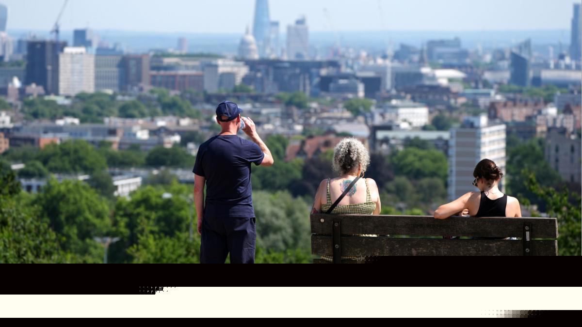 Another UK heatwave looms after cooler end to weekend