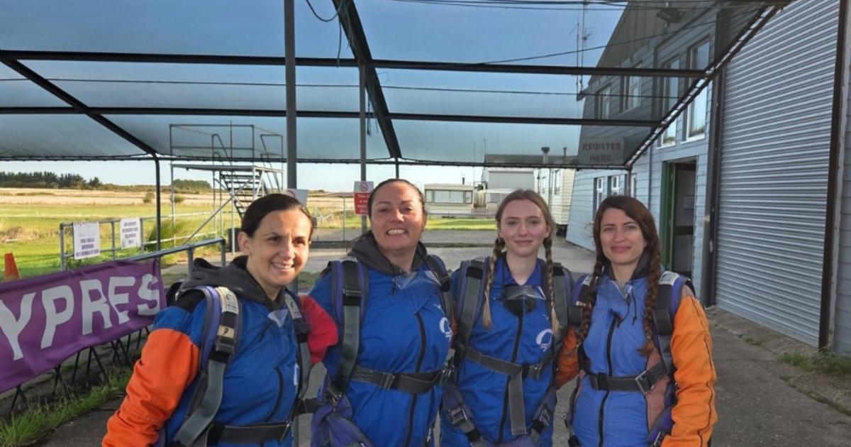 'Outstanding' St Albans nursery team jump from 10,000 feet for charity