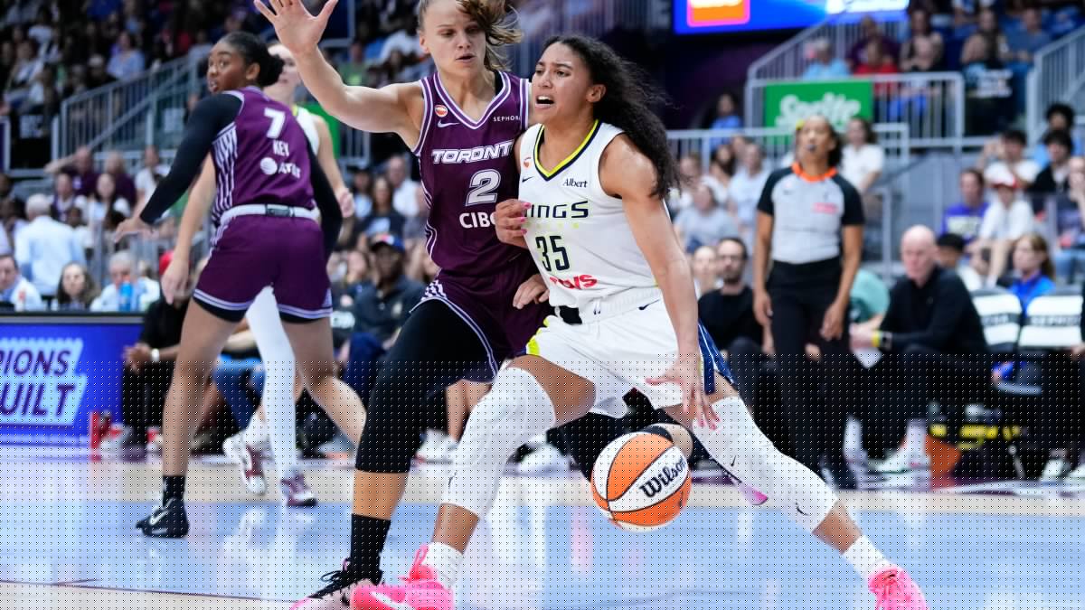 Mabrey leads Toronto against Dallas after 36-point game