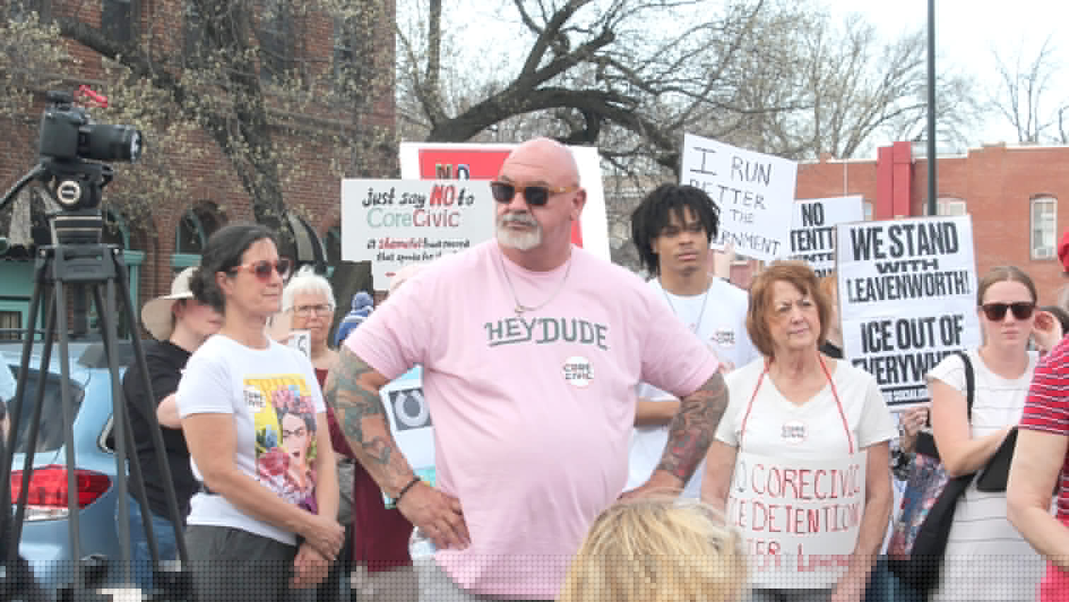 CoreCivic sells prison to ICE