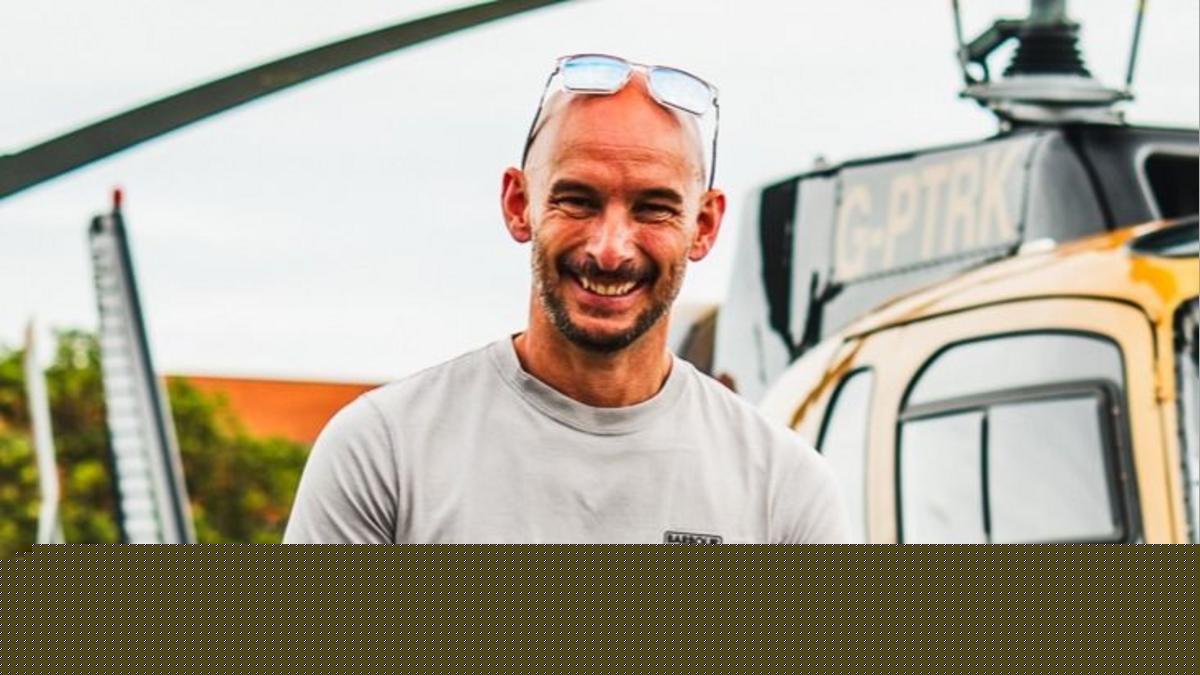 Former RAF medic can clear debts and mortgage after choosing £300k over Lamborghini