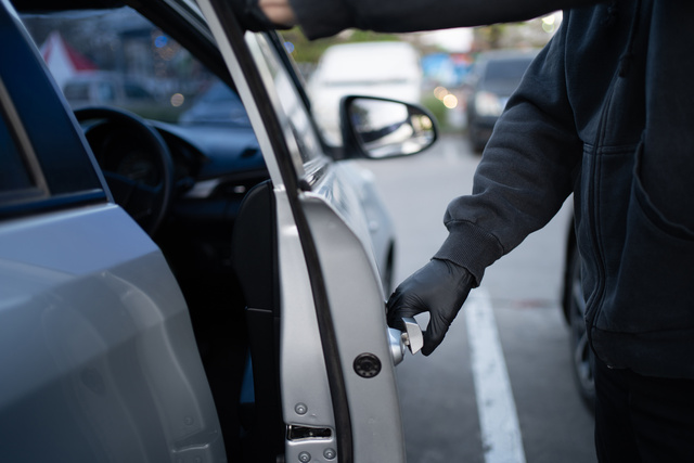 Series of car thefts at Fountain Gate Shopping Centre sparks concern