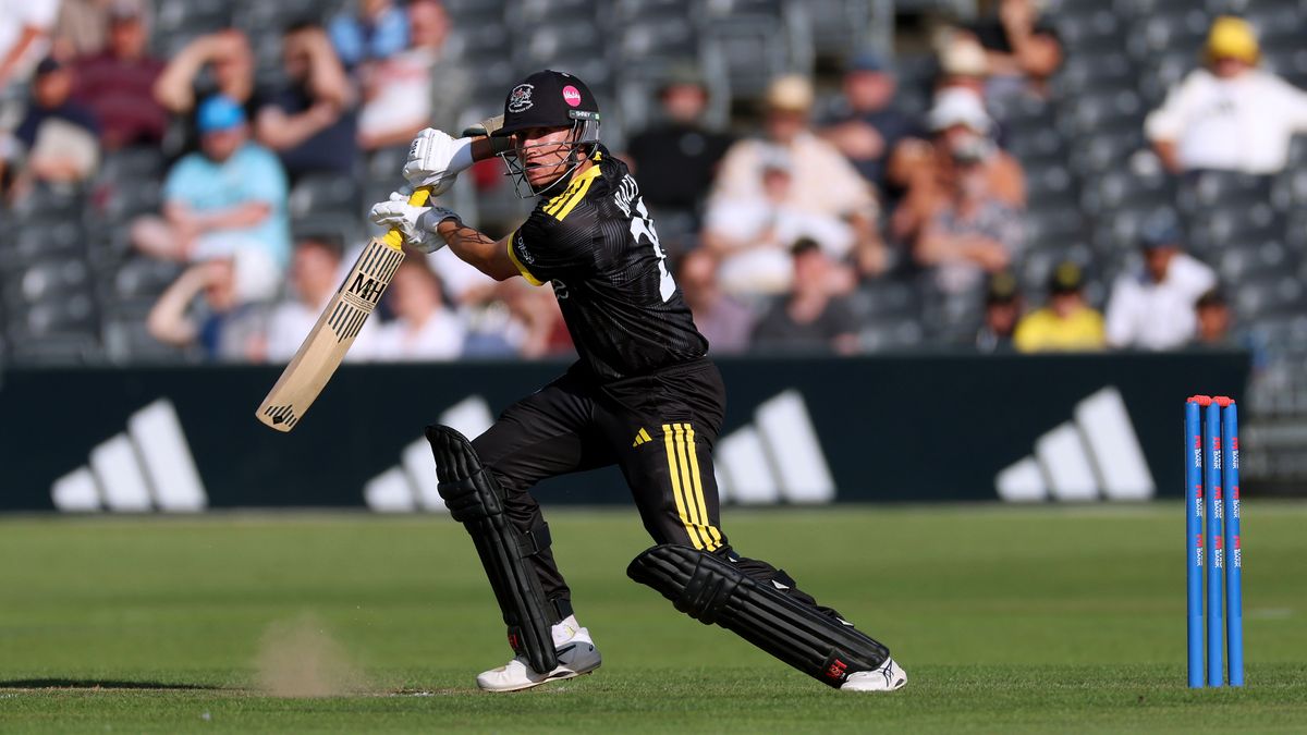 James Bracey century leads Gloucestershire to One Day Cup win