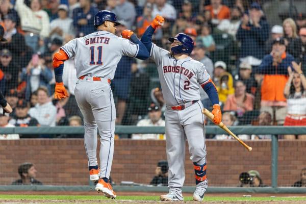 Cam Smith, Astros stage late rally, upend Giants in 10