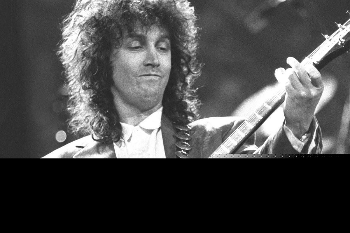 When Mike Campbell Recorded One of the 'Last Riffs Left'