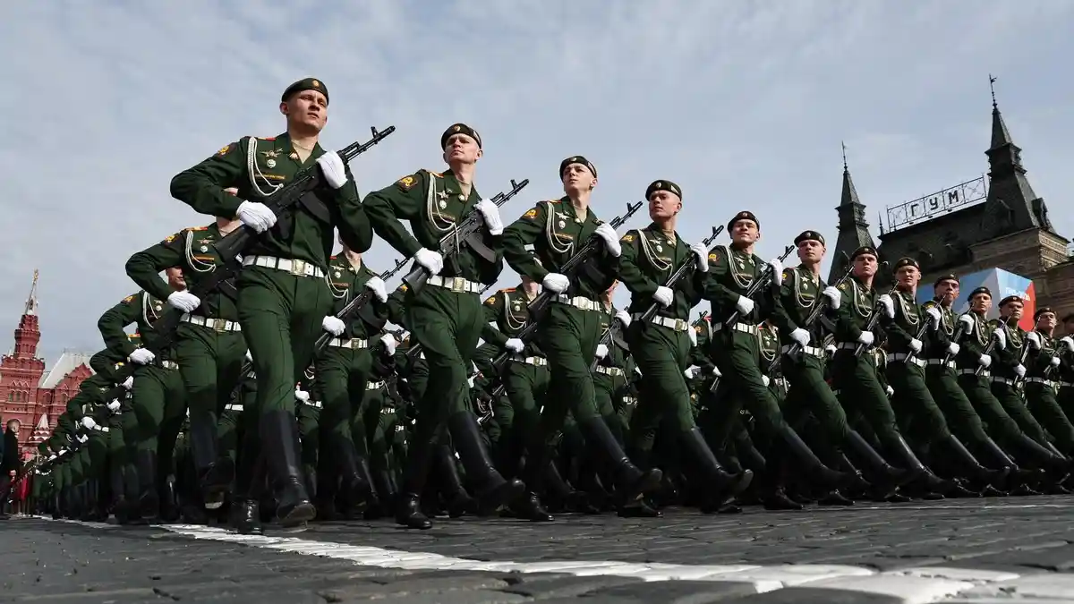 Zelenskyy: Rusia Siapkan Ratusan Ribu Pasukan Tambahan pada Musim Gugur