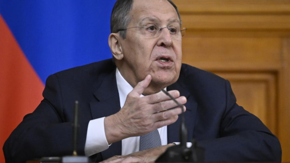 Atacurile Ucrainei în profunzimea Rusiei, percepute ca o victorie pentru Occident. Cu ce acuzații vine ministrul rus de Externe
