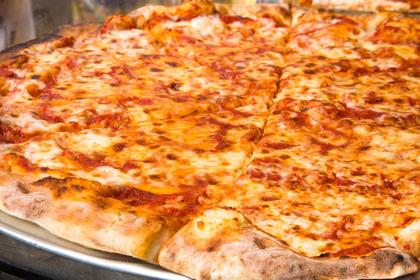 Newark’s Massive Pizza Party Falls Short of Breaking World Record Despite Hoping for 10,000 People