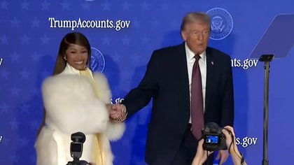 Nicki Minaj Proclaims Herself Trump's 'Number One Fan' After Critics Try to Shut Her Down