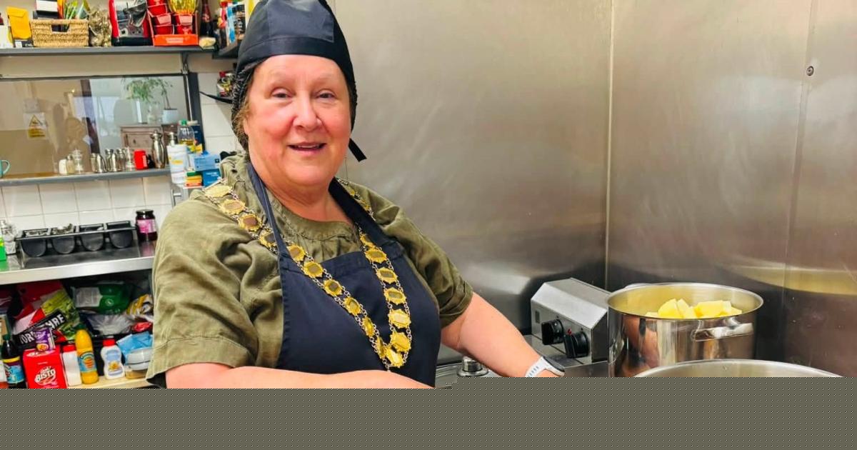 Mayor's first-hand experience of the 'incredible work' of homeless charity