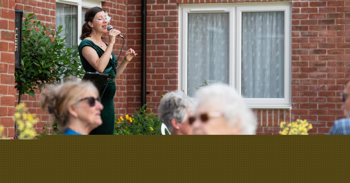Summer party with music, games and ice cream for people over 60