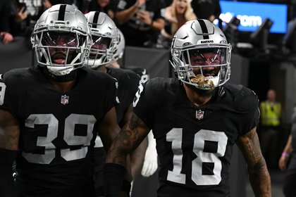 Former Raiders CB takes social media jab after making game-winning play for Dolphins