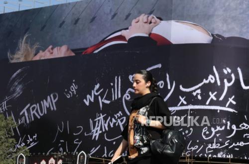 Takut Dibunuh Iran, Trump Ngumpet di Truk Katering Bandara Usai Hadiri KTT NATO di Turki