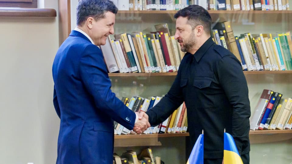 Comentariu la Nicușor Dan: E necesară „o radiografie a companiilor” românești interesate de reconstrucția Ucrainei” de Alexia