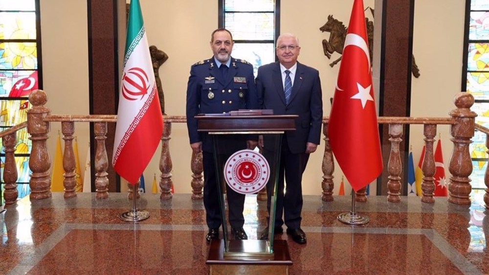 Iran Prioritizes Strengthening Defense Alliances with Neighbors, Announces Minister in Ankara