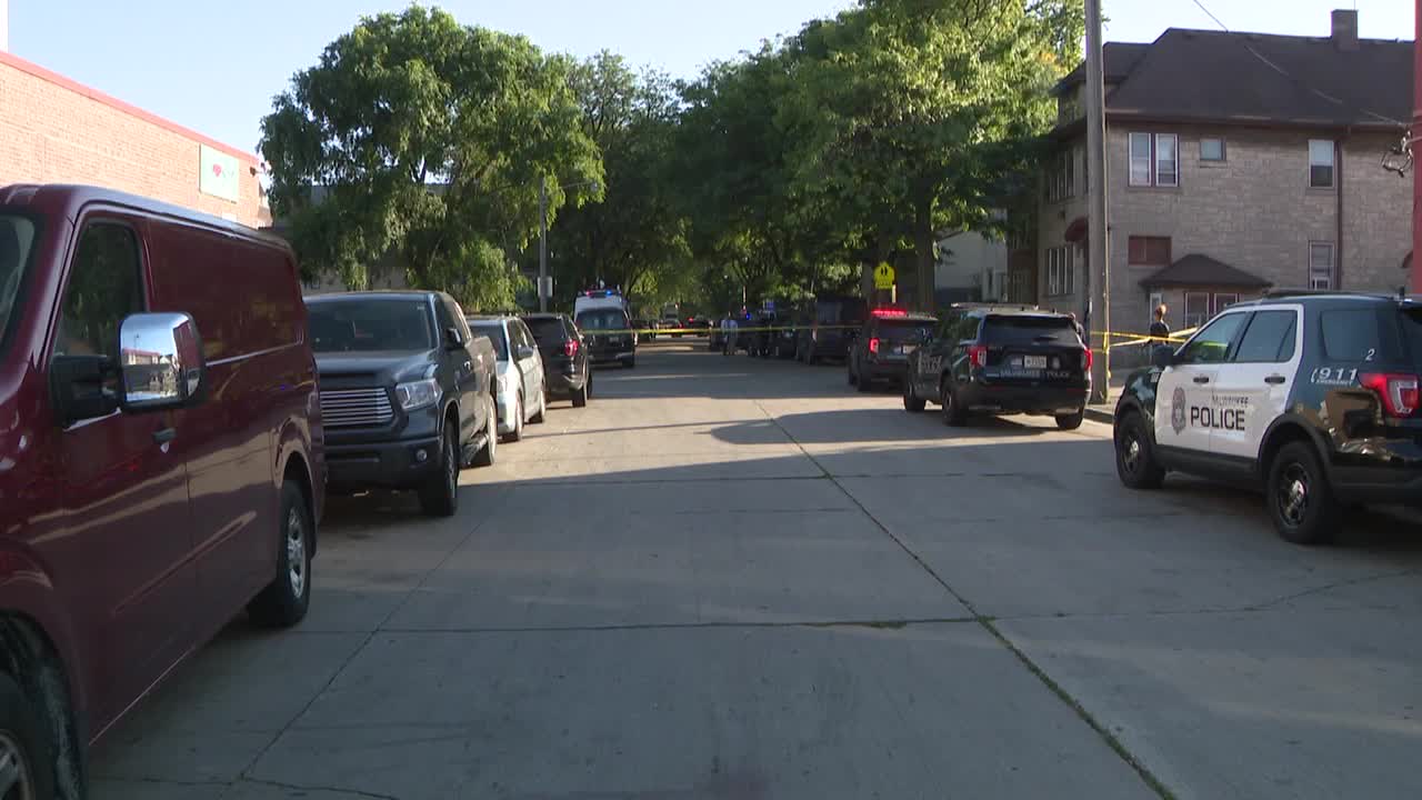 Milwaukee fatal stabbing; woman accused of killing cousin